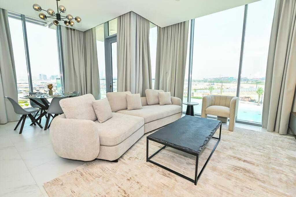 Luxe Shortlet - Unique 2 Bedroom In District One Meydan 迪拜 外观 照片