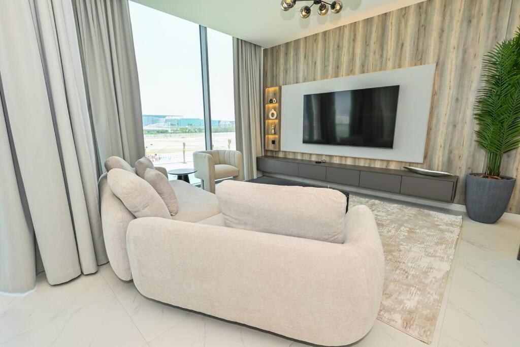 Luxe Shortlet - Unique 2 Bedroom In District One Meydan 迪拜 外观 照片